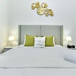 Bnbmehomes - Golfville
