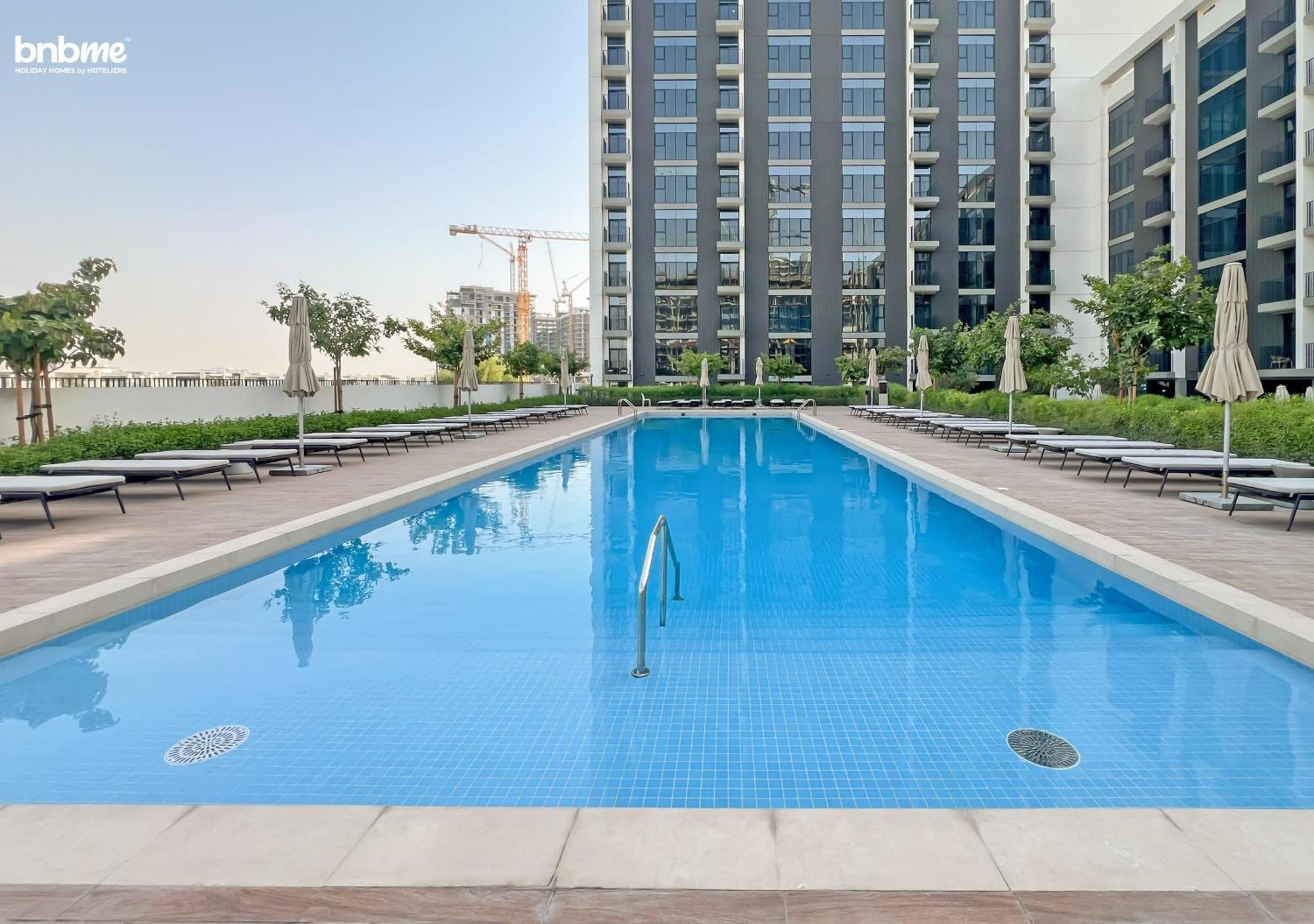 Apartment Bnbmehomes - Golfville Dubai